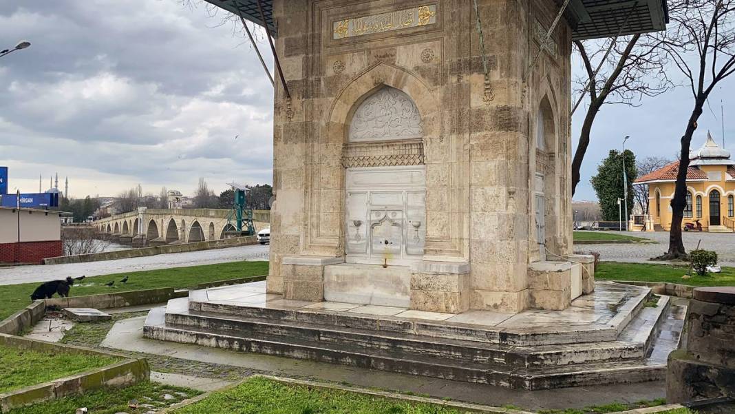 Osmanlı Döneminden Kalan Tarihi Çeşmelere Bakım 19